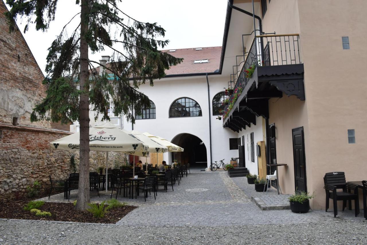 Guest House 1568 Cluj-Napoca Ngoại thất bức ảnh