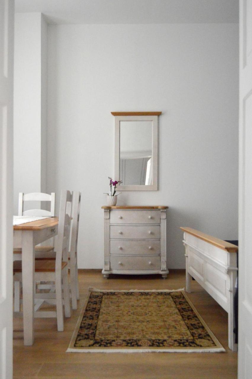 Guest House 1568 Cluj-Napoca Ngoại thất bức ảnh
